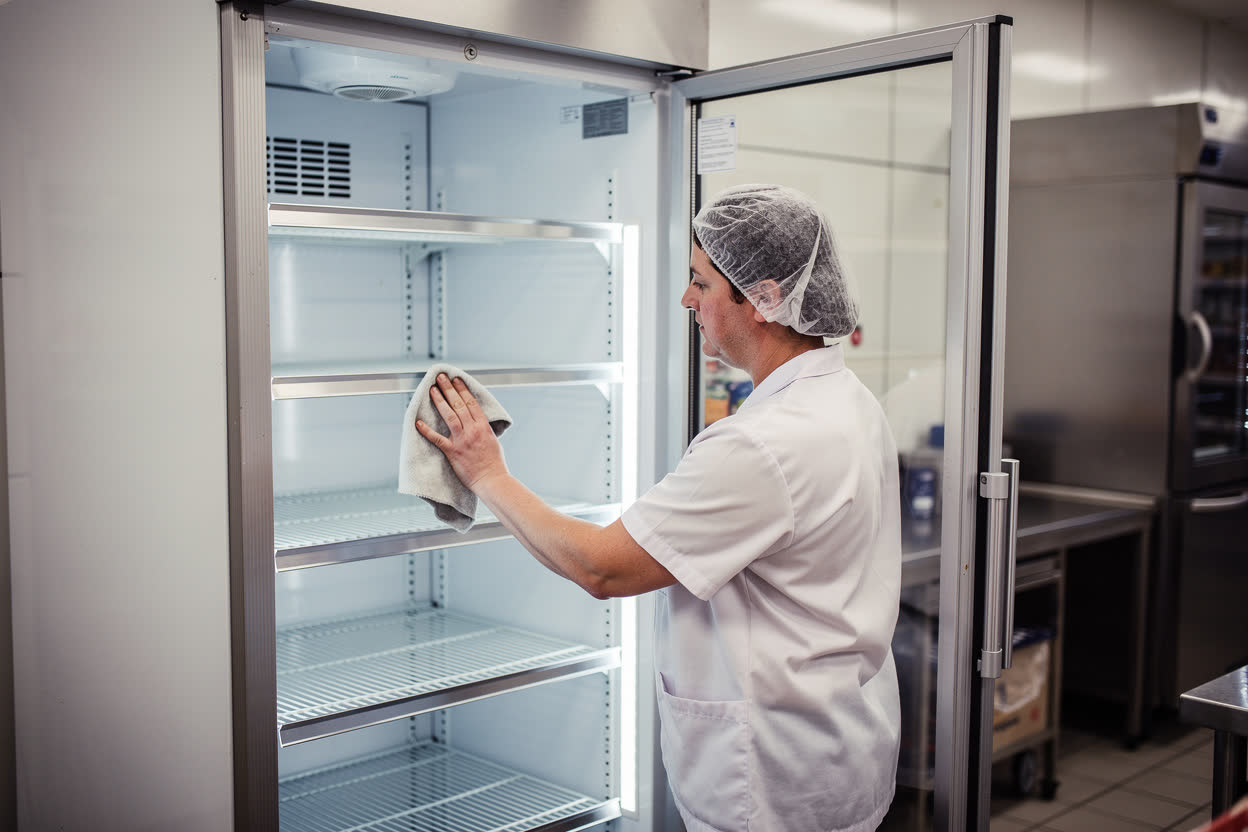 Chillers, Freezers and Stores